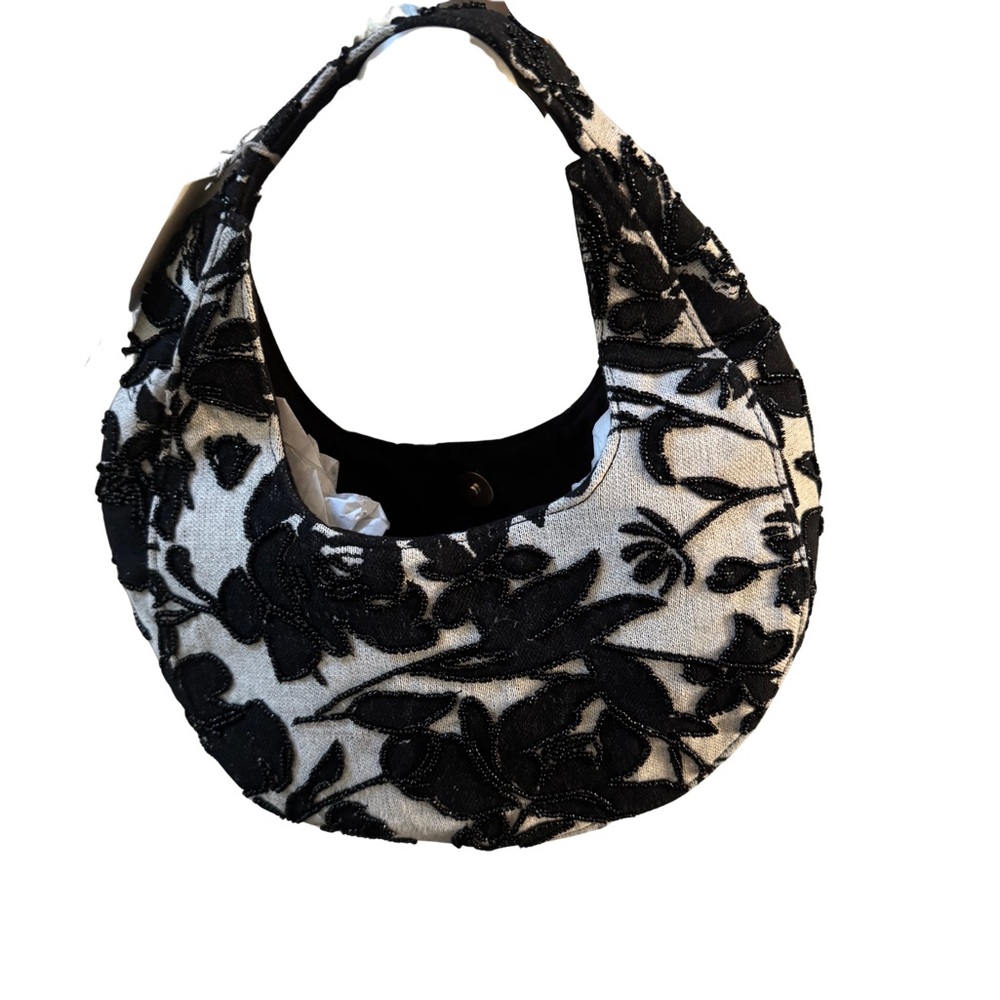 A New Day NWT Beaded Elegant Black and White Floral Women's Smile Shoulder Bag - Picture 2 of 6
